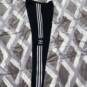 NWOT ADIDAS LEGGINGS
